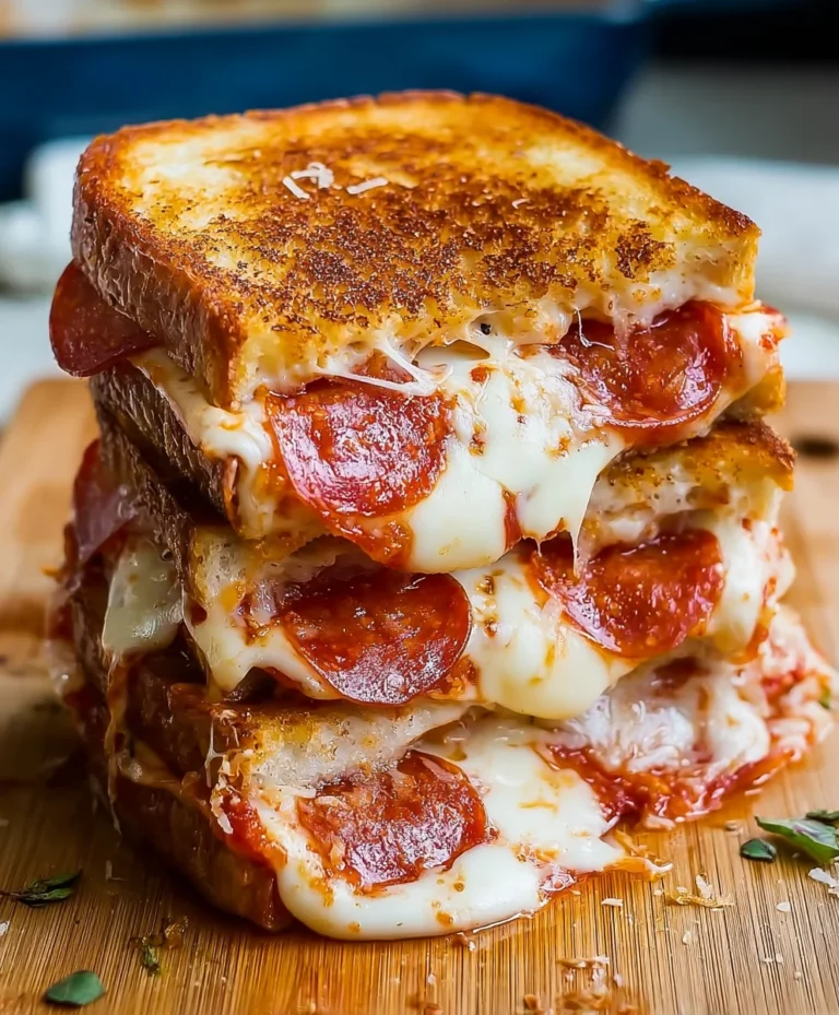 Quick Pizza Grilled Cheese Recipe- Easy & Delicious
